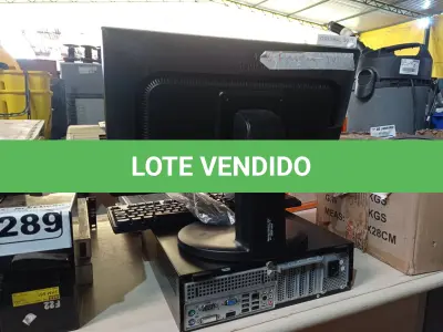 LOTE 247 - 01 CPU, 01 MONITOR, 01 TECLADO E 01 MOUSE. (NO ESTADO) ATENÇÃO! FAZER A VISITAÇÃO ANTES DE ARREMATAR, NÃO SABEMOS SE FUNCIONA. LEILÃO NÃO TEM GARANTIA E NEM DEVOLUÇÃO, SUJEITO A POSSÍVEIS AVARIAS VISÍVEIS/OCULTAS E/OU AUSÊNCIA DE COMPONENTES.