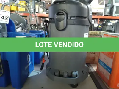 LOTE 243 - 01 ASPIRADOR DE PÓ MARCA KARCHER NT 20/1 220V. (NO ESTADO) ATENÇÃO! FAZER A VISITAÇÃO ANTES DE ARREMATAR, NÃO SABEMOS SE FUNCIONA. LEILÃO NÃO TEM GARANTIA E NEM DEVOLUÇÃO, SUJEITO A POSSÍVEIS AVARIAS VISÍVEIS/OCULTAS E/OU AUSÊNCIA DE COMPONENTES.