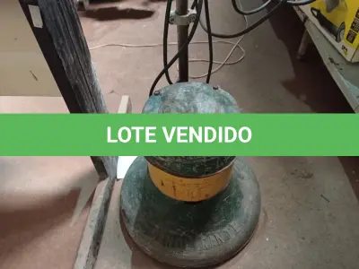LOTE 252 - 01 ENCERADEIRA INDUSTRIAL MARCA BANDEIRANTE. (NO ESTADO) ATENÇÃO! FAZER A VISITAÇÃO ANTES DE ARREMATAR, NÃO SABEMOS SE FUNCIONA. LEILÃO NÃO TEM GARANTIA E NEM DEVOLUÇÃO, SUJEITO A POSSÍVEIS AVARIAS VISÍVEIS/OCULTAS E/OU AUSÊNCIA DE COMPONENTES.