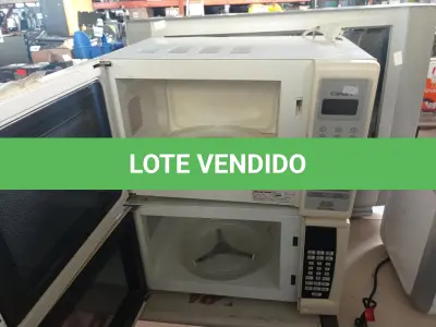 LOTE 420 - 01 TV DE TUBO E 02 MICRO-ONDAS MARCAS E MODELOS DIVERSOS. (NO ESTADO) ATENÇÃO! FAZER A VISITAÇÃO ANTES DE ARREMATAR, NÃO SABEMOS SE FUNCIONA. LEILÃO NÃO TEM GARANTIA E NEM DEVOLUÇÃO, SUJEITO A POSSÍVEIS AVARIAS VISÍVEIS/OCULTAS E/OU AUSÊNCIA DE COMPONENTES.