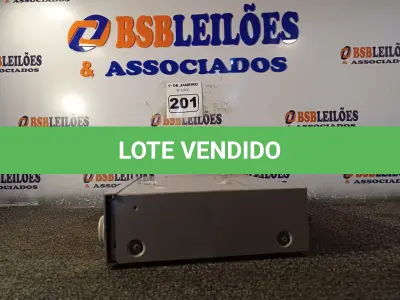 LOTE 201 - 01 APARELHO AM/FM STÉREO TUNER MARCA GRADIENTE. (NO ESTADO) ATENÇÃO! FAZER A VISITAÇÃO ANTES DE ARREMATAR, NÃO SABEMOS SE FUNCIONA. LEILÃO NÃO TEM GARANTIA E NEM DEVOLUÇÃO, SUJEITO A POSSÍVEIS AVARIAS VISÍVEIS/OCULTAS E/OU AUSÊNCIA DE COMPONENTES.