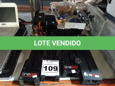 LOTE 109 - 01 PENDULO BALÍSTICO E 03 SUPORTES DE METAL. (NO ESTADO) ATENÇÃO! FAZER A VISITAÇÃO ANTES DE ARREMATAR, NÃO SABEMOS SE FUNCIONA. LEILÃO NÃO TEM GARANTIA E NEM DEVOLUÇÃO, SUJEITO A POSSÍVEIS AVARIAS VISÍVEIS/OCULTAS E/OU AUSÊNCIA DE COMPONENTES.