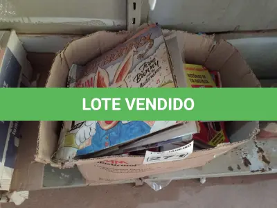 LOTE 271 - 01 LOTE COM VÁRIAS REVISTAS ANTIGAS E DISCOS DE VINIL TÍTULOS DIVERSOS. (NO ESTADO) ATENÇÃO! FAZER A VISITAÇÃO ANTES DE ARREMATAR, NÃO SABEMOS SE FUNCIONA. LEILÃO NÃO TEM GARANTIA E NEM DEVOLUÇÃO, SUJEITO A POSSÍVEIS AVARIAS VISÍVEIS/OCULTAS E/OU AUSÊNCIA DE COMPONENTES.