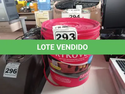 LOTE 293 - 01 BALDE DE DRYKOVEDA, ADITIVO IMPERMEABILIZANTE PARA ARGAMASSA E CONCRETO. (NO ESTADO) ATENÇÃO! FAZER A VISITAÇÃO ANTES DE ARREMATAR, NÃO SABEMOS SE FUNCIONA. LEILÃO NÃO TEM GARANTIA E NEM DEVOLUÇÃO, SUJEITO A POSSÍVEIS AVARIAS VISÍVEIS/OCULTAS E/OU AUSÊNCIA DE COMPONENTES.