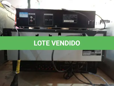 LOTE 158 - 01 APARELHO AM/FM E 02 CD PLAYER MARCAS E MODELOS DIVERSOS. (NO ESTADO) ATENÇÃO! FAZER A VISITAÇÃO ANTES DE ARREMATAR, NÃO SABEMOS SE FUNCIONA. LEILÃO NÃO TEM GARANTIA E NEM DEVOLUÇÃO, SUJEITO A POSSÍVEIS AVARIAS VISÍVEIS/OCULTAS E/OU AUSÊNCIA DE COMPONENTES.