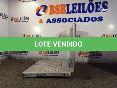 LOTE 354 - 01 NOTEBOOK MARCA COMPAC. (NO ESTADO) ATENÇÃO! FAZER A VISITAÇÃO ANTES DE ARREMATAR, NÃO SABEMOS SE FUNCIONA. LEILÃO NÃO TEM GARANTIA E NEM DEVOLUÇÃO, SUJEITO A POSSÍVEIS AVARIAS VISÍVEIS/OCULTAS E/OU AUSÊNCIA DE COMPONENTES.