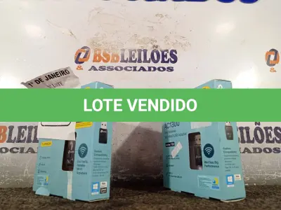 LOTE 344 - 02 ADAPTADORES WIRELESS TPLINK. (NO ESTADO) ATENÇÃO! FAZER A VISITAÇÃO ANTES DE ARREMATAR, NÃO SABEMOS SE FUNCIONA. LEILÃO NÃO TEM GARANTIA E NEM DEVOLUÇÃO, SUJEITO A POSSÍVEIS AVARIAS VISÍVEIS/OCULTAS E/OU AUSÊNCIA DE COMPONENTES.