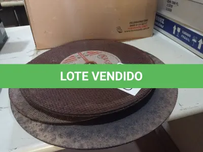 LOTE 307 - 10 DISCOS PARA SERRA DE BANCADA. (NO ESTADO) ATENÇÃO! FAZER A VISITAÇÃO ANTES DE ARREMATAR, NÃO SABEMOS SE FUNCIONA. LEILÃO NÃO TEM GARANTIA E NEM DEVOLUÇÃO, SUJEITO A POSSÍVEIS AVARIAS VISÍVEIS/OCULTAS E/OU AUSÊNCIA DE COMPONENTES.