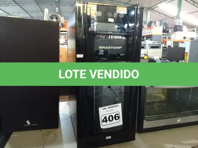 LOTE 406 - 01 ADEGA MARCA BRASTEMP. (NO ESTADO) ATENÇÃO! FAZER A VISITAÇÃO ANTES DE ARREMATAR, NÃO SABEMOS SE FUNCIONA. LEILÃO NÃO TEM GARANTIA E NEM DEVOLUÇÃO, SUJEITO A POSSÍVEIS AVARIAS VISÍVEIS/OCULTAS E/OU AUSÊNCIA DE COMPONENTES.