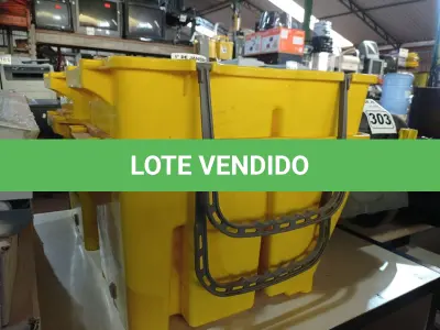 LOTE 304 - 04 CARRINHOS DE LIMPEZA INCOMPLETOS. (NO ESTADO) ATENÇÃO! FAZER A VISITAÇÃO ANTES DE ARREMATAR, NÃO SABEMOS SE FUNCIONA. LEILÃO NÃO TEM GARANTIA E NEM DEVOLUÇÃO, SUJEITO A POSSÍVEIS AVARIAS VISÍVEIS/OCULTAS E/OU AUSÊNCIA DE COMPONENTES.