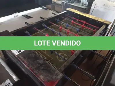 LOTE 368 - 01 MESA DE PEBOLIM. (NO ESTADO) ATENÇÃO! FAZER A VISITAÇÃO ANTES DE ARREMATAR, NÃO SABEMOS SE FUNCIONA. LEILÃO NÃO TEM GARANTIA E NEM DEVOLUÇÃO, SUJEITO A POSSÍVEIS AVARIAS VISÍVEIS/OCULTAS E/OU AUSÊNCIA DE COMPONENTES.
