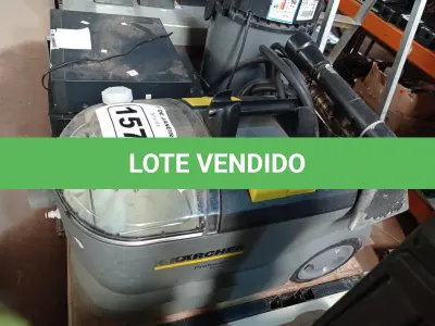 LOTE 157 - 01 EXTRATORA PROFISSIONAL MARCA KARCHER PUZZI 10/2. (NO ESTADO) ATENÇÃO! FAZER A VISITAÇÃO ANTES DE ARREMATAR, NÃO SABEMOS SE FUNCIONA. LEILÃO NÃO TEM GARANTIA E NEM DEVOLUÇÃO, SUJEITO A POSSÍVEIS AVARIAS VISÍVEIS/OCULTAS E/OU AUSÊNCIA DE COMPONENTES.