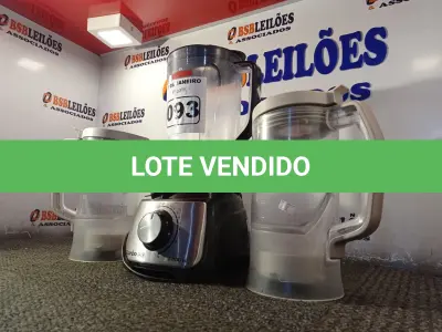 LOTE 093 - 02 COPOS E 01 LIQUIDIFICADOR MARCAS E MODELOS DIVERSOS. (NO ESTADO) ATENÇÃO! FAZER A VISITAÇÃO ANTES DE ARREMATAR, NÃO SABEMOS SE FUNCIONA. LEILÃO NÃO TEM GARANTIA E NEM DEVOLUÇÃO, SUJEITO A POSSÍVEIS AVARIAS VISÍVEIS/OCULTAS E/OU AUSÊNCIA DE COMPONENTES.