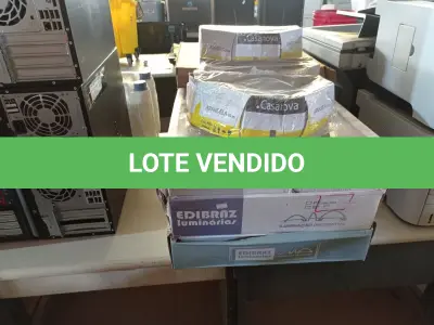 LOTE 189 - 01 LOTE COM VÁRIAS LUMINÁRIAS MARCAS E MODELOS DIVERSOS. (NO ESTADO) ATENÇÃO! FAZER A VISITAÇÃO ANTES DE ARREMATAR, NÃO SABEMOS SE FUNCIONA. LEILÃO NÃO TEM GARANTIA E NEM DEVOLUÇÃO, SUJEITO A POSSÍVEIS AVARIAS VISÍVEIS/OCULTAS E/OU AUSÊNCIA DE COMPONENTES.