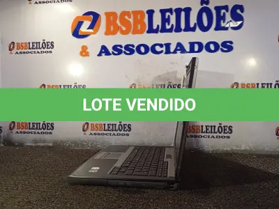 LOTE 353 - 01 NOTEBOOK MARCA DELL. (NO ESTADO) ATENÇÃO! FAZER A VISITAÇÃO ANTES DE ARREMATAR, NÃO SABEMOS SE FUNCIONA. LEILÃO NÃO TEM GARANTIA E NEM DEVOLUÇÃO, SUJEITO A POSSÍVEIS AVARIAS VISÍVEIS/OCULTAS E/OU AUSÊNCIA DE COMPONENTES.