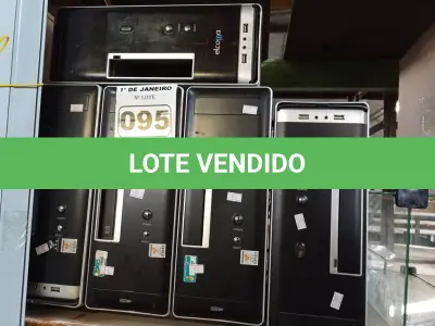 LOTE 095 - 05 CPU’S MARCAS E MODELOS DIVERSOS. (NO ESTADO) ATENÇÃO! FAZER A VISITAÇÃO ANTES DE ARREMATAR, NÃO SABEMOS SE FUNCIONA. LEILÃO NÃO TEM GARANTIA E NEM DEVOLUÇÃO, SUJEITO A POSSÍVEIS AVARIAS VISÍVEIS/OCULTAS E/OU AUSÊNCIA DE COMPONENTES.
