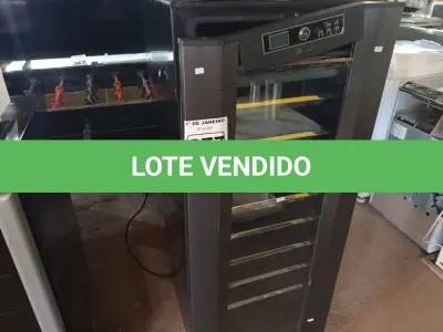LOTE 377 - 01 ADEGA COM AVARIAS. (NO ESTADO) ATENÇÃO! FAZER A VISITAÇÃO ANTES DE ARREMATAR, NÃO SABEMOS SE FUNCIONA. LEILÃO NÃO TEM GARANTIA E NEM DEVOLUÇÃO, SUJEITO A POSSÍVEIS AVARIAS VISÍVEIS/OCULTAS E/OU AUSÊNCIA DE COMPONENTES.