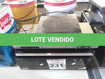 LOTE 231 - 01 RECEIVER E 03 APARELHOS DE DVD MARCAS E MODELOS DIVERSOS. (NO ESTADO) ATENÇÃO! FAZER A VISITAÇÃO ANTES DE ARREMATAR, NÃO SABEMOS SE FUNCIONA. LEILÃO NÃO TEM GARANTIA E NEM DEVOLUÇÃO, SUJEITO A POSSÍVEIS AVARIAS VISÍVEIS/OCULTAS E/OU AUSÊNCIA DE COMPONENTES.