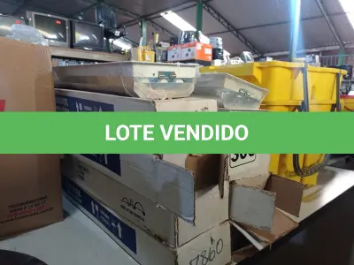 LOTE 306 - 01 LOTE COM VÁRIAS LUMINÁRIAS DE EMBUTIR. (NO ESTADO) ATENÇÃO! FAZER A VISITAÇÃO ANTES DE ARREMATAR, NÃO SABEMOS SE FUNCIONA. LEILÃO NÃO TEM GARANTIA E NEM DEVOLUÇÃO, SUJEITO A POSSÍVEIS AVARIAS VISÍVEIS/OCULTAS E/OU AUSÊNCIA DE COMPONENTES.