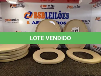 LOTE 129 - 06 ASSENTOS PARA VASO SANITÁRIO. (NO ESTADO) ATENÇÃO! FAZER A VISITAÇÃO ANTES DE ARREMATAR, NÃO SABEMOS SE FUNCIONA. LEILÃO NÃO TEM GARANTIA E NEM DEVOLUÇÃO, SUJEITO A POSSÍVEIS AVARIAS VISÍVEIS/OCULTAS E/OU AUSÊNCIA DE COMPONENTES.
