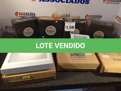 LOTE 138 - 01 LOTE COM VÁRIAS LUMINÁRIAS DE EMBUTIR. (NO ESTADO) ATENÇÃO! FAZER A VISITAÇÃO ANTES DE ARREMATAR, NÃO SABEMOS SE FUNCIONA. LEILÃO NÃO TEM GARANTIA E NEM DEVOLUÇÃO, SUJEITO A POSSÍVEIS AVARIAS VISÍVEIS/OCULTAS E/OU AUSÊNCIA DE COMPONENTES.