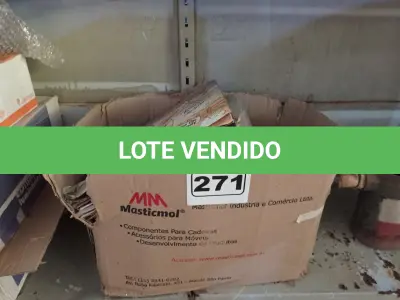LOTE 271 - 01 LOTE COM VÁRIAS REVISTAS ANTIGAS E DISCOS DE VINIL TÍTULOS DIVERSOS. (NO ESTADO) ATENÇÃO! FAZER A VISITAÇÃO ANTES DE ARREMATAR, NÃO SABEMOS SE FUNCIONA. LEILÃO NÃO TEM GARANTIA E NEM DEVOLUÇÃO, SUJEITO A POSSÍVEIS AVARIAS VISÍVEIS/OCULTAS E/OU AUSÊNCIA DE COMPONENTES.