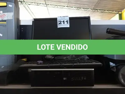 LOTE 211 - 01 CPU, 01 MONITOR, 01 TECLADO E 01 MOUSE. (NO ESTADO) ATENÇÃO! FAZER A VISITAÇÃO ANTES DE ARREMATAR, NÃO SABEMOS SE FUNCIONA. LEILÃO NÃO TEM GARANTIA E NEM DEVOLUÇÃO, SUJEITO A POSSÍVEIS AVARIAS VISÍVEIS/OCULTAS E/OU AUSÊNCIA DE COMPONENTES.
