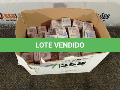 LOTE 358 - 01 LOTE COM VÁRIAS LÂMPADAS DICROICA. (NO ESTADO) ATENÇÃO! FAZER A VISITAÇÃO ANTES DE ARREMATAR, NÃO SABEMOS SE FUNCIONA. LEILÃO NÃO TEM GARANTIA E NEM DEVOLUÇÃO, SUJEITO A POSSÍVEIS AVARIAS VISÍVEIS/OCULTAS E/OU AUSÊNCIA DE COMPONENTES.