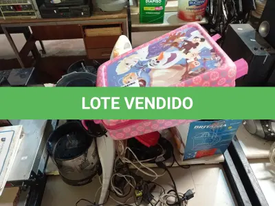 LOTE 249 - 01 LOTE COM MATERIAIS DIVERSOS. (NO ESTADO) ATENÇÃO! FAZER A VISITAÇÃO ANTES DE ARREMATAR, NÃO SABEMOS SE FUNCIONA. LEILÃO NÃO TEM GARANTIA E NEM DEVOLUÇÃO, SUJEITO A POSSÍVEIS AVARIAS VISÍVEIS/OCULTAS E/OU AUSÊNCIA DE COMPONENTES.