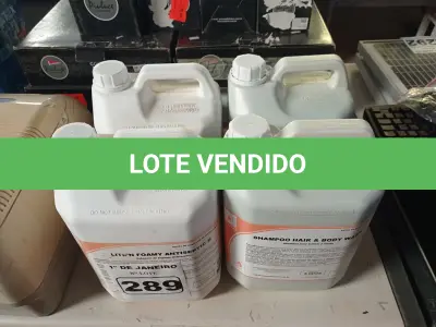 LOTE 289 - 10 LITROS DE SABONETE DE ESPUMA ANTISSÉPTICO E 10 LITROS DE SHAMPOO PARA CABELO E CORPO. (NO ESTADO) ATENÇÃO! FAZER A VISITAÇÃO ANTES DE ARREMATAR, NÃO SABEMOS SE FUNCIONA. LEILÃO NÃO TEM GARANTIA E NEM DEVOLUÇÃO, SUJEITO A POSSÍVEIS AVARIAS VISÍVEIS/OCULTAS E/OU AUSÊNCIA DE COMPONENTES.