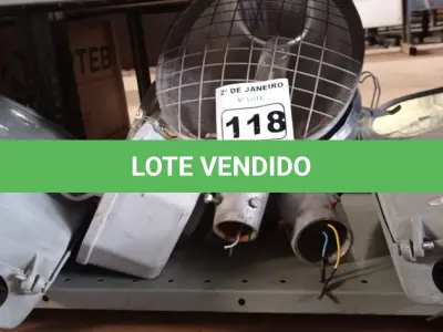 LOTE 118 - 05 LUMINÁRIAS DE POSTE. (NO ESTADO) ATENÇÃO! FAZER A VISITAÇÃO ANTES DE ARREMATAR, NÃO SABEMOS SE FUNCIONA. LEILÃO NÃO TEM GARANTIA E NEM DEVOLUÇÃO, SUJEITO A POSSÍVEIS AVARIAS VISÍVEIS/OCULTAS E/OU AUSÊNCIA DE COMPONENTES.
