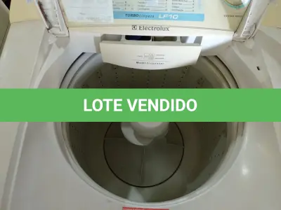 LOTE 458 - 01 MÁQUINA DE LAVAR MARCA ELECTROLUX 10KG 220V. (NO ESTADO) ATENÇÃO! FAZER A VISITAÇÃO ANTES DE ARREMATAR, NÃO SABEMOS SE FUNCIONA. LEILÃO NÃO TEM GARANTIA E NEM DEVOLUÇÃO, SUJEITO A POSSÍVEIS AVARIAS VISÍVEIS/OCULTAS E/OU AUSÊNCIA DE COMPONENTES.