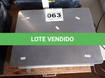 LOTE 063 - 01 BALANÇA MARCA FILIZOLA COM CAPACIDADE MÁXIMA DE 60KG. (NO ESTADO) ATENÇÃO! FAZER A VISITAÇÃO ANTES DE ARREMATAR, NÃO SABEMOS SE FUNCIONA. LEILÃO NÃO TEM GARANTIA E NEM DEVOLUÇÃO, SUJEITO A POSSÍVEIS AVARIAS VISÍVEIS/OCULTAS E/OU AUSÊNCIA DE COMPONENTES.