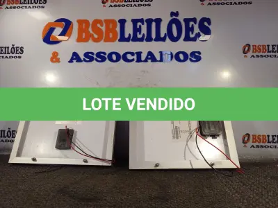 LOTE 142 - 02 PAINÉIS SOLARES 18V 10W.  (NO ESTADO) ATENÇÃO! FAZER A VISITAÇÃO ANTES DE ARREMATAR, NÃO SABEMOS SE FUNCIONA. LEILÃO NÃO TEM GARANTIA E NEM DEVOLUÇÃO, SUJEITO A POSSÍVEIS AVARIAS VISÍVEIS/OCULTAS E/OU AUSÊNCIA DE COMPONENTES.