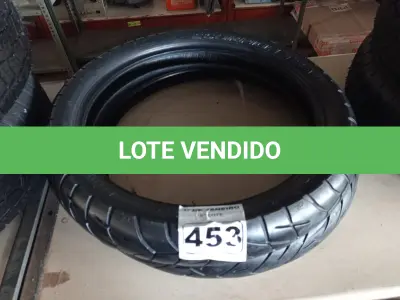 LOTE 453 - 02 PNEUS DE MOTO 90/90/21, 100/90/19. (NO ESTADO) ATENÇÃO! FAZER A VISITAÇÃO ANTES DE ARREMATAR, NÃO SABEMOS SE FUNCIONA. LEILÃO NÃO TEM GARANTIA E NEM DEVOLUÇÃO, SUJEITO A POSSÍVEIS AVARIAS VISÍVEIS/OCULTAS E/OU AUSÊNCIA DE COMPONENTES.
