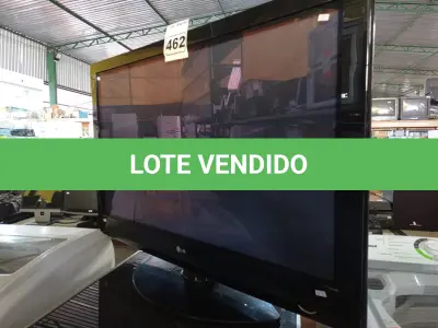 LOTE 462 - 01 TV LG 42” POL. (NO ESTADO) ATENÇÃO! FAZER A VISITAÇÃO ANTES DE ARREMATAR, NÃO SABEMOS SE FUNCIONA. LEILÃO NÃO TEM GARANTIA E NEM DEVOLUÇÃO, SUJEITO A POSSÍVEIS AVARIAS VISÍVEIS/OCULTAS E/OU AUSÊNCIA DE COMPONENTES.