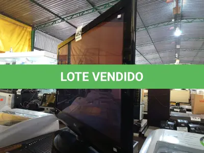 LOTE 462 - 01 TV LG 42” POL. (NO ESTADO) ATENÇÃO! FAZER A VISITAÇÃO ANTES DE ARREMATAR, NÃO SABEMOS SE FUNCIONA. LEILÃO NÃO TEM GARANTIA E NEM DEVOLUÇÃO, SUJEITO A POSSÍVEIS AVARIAS VISÍVEIS/OCULTAS E/OU AUSÊNCIA DE COMPONENTES.