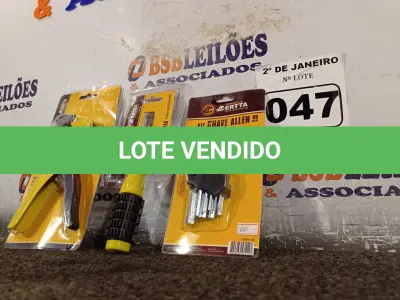 LOTE 047 - 01 KIT CHAVE ALLEN 09 PEÇS, 01 CHAVE COM 06 PONTAS INTERCAMBIÁVEL E 01 DESCASCADOR DE FIO. (NOVO) (NO ESTADO) ATENÇÃO! FAZER A VISITAÇÃO ANTES DE ARREMATAR, NÃO SABEMOS SE FUNCIONA. LEILÃO NÃO TEM GARANTIA E NEM DEVOLUÇÃO, SUJEITO A POSSÍVEIS AVARIAS VISÍVEIS/OCULTAS E/OU AUSÊNCIA DE COMPONENTES.