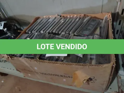 LOTE 564 - 01 LOTE COM VÁRIOS CONTROLES REMOTO. (NO ESTADO) ATENÇÃO! FAZER A VISITAÇÃO ANTES DE ARREMATAR, NÃO SABEMOS SE FUNCIONA. LEILÃO NÃO TEM GARANTIA E NEM DEVOLUÇÃO, SUJEITO A POSSÍVEIS AVARIAS VISÍVEIS/OCULTAS E/OU AUSÊNCIA DE COMPONENTES.