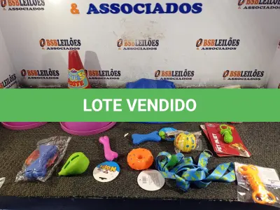 LOTE 146 - 01 KIT DE ACESSÓRIOS PARA PET. (NO ESTADO) ATENÇÃO! FAZER A VISITAÇÃO ANTES DE ARREMATAR, NÃO SABEMOS SE FUNCIONA. LEILÃO NÃO TEM GARANTIA E NEM DEVOLUÇÃO, SUJEITO A POSSÍVEIS AVARIAS VISÍVEIS/OCULTAS E/OU AUSÊNCIA DE COMPONENTES.