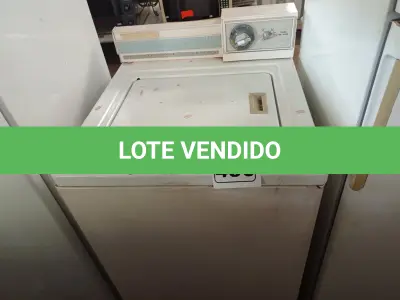 LOTE 436 - 01 MÁQUINA DE LAVAR ROUPAS. (NO ESTADO) ATENÇÃO! FAZER A VISITAÇÃO ANTES DE ARREMATAR, NÃO SABEMOS SE FUNCIONA. LEILÃO NÃO TEM GARANTIA E NEM DEVOLUÇÃO, SUJEITO A POSSÍVEIS AVARIAS VISÍVEIS/OCULTAS E/OU AUSÊNCIA DE COMPONENTES.