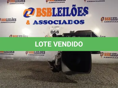 LOTE 068 - 01 CÂMERA FILMADORA PROFISSIONAL, MODELO:GY-DV5100 MARCA JVC. (NO ESTADO) ATENÇÃO! FAZER A VISITAÇÃO ANTES DE ARREMATAR, NÃO SABEMOS SE FUNCIONA. LEILÃO NÃO TEM GARANTIA E NEM DEVOLUÇÃO, SUJEITO A POSSÍVEIS AVARIAS VISÍVEIS/OCULTAS E/OU AUSÊNCIA DE COMPONENTES.