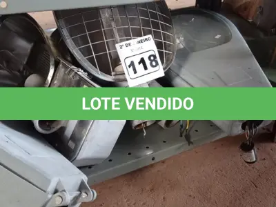 LOTE 118 - 05 LUMINÁRIAS DE POSTE. (NO ESTADO) ATENÇÃO! FAZER A VISITAÇÃO ANTES DE ARREMATAR, NÃO SABEMOS SE FUNCIONA. LEILÃO NÃO TEM GARANTIA E NEM DEVOLUÇÃO, SUJEITO A POSSÍVEIS AVARIAS VISÍVEIS/OCULTAS E/OU AUSÊNCIA DE COMPONENTES.