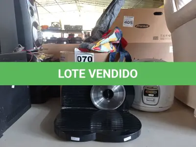 LOTE 070 - 01 LOTE COM UTENSÍLIOS DIVERSOS.(NO ESTADO) ATENÇÃO! FAZER A VISITAÇÃO ANTES DE ARREMATAR, NÃO SABEMOS SE FUNCIONA. LEILÃO NÃO TEM GARANTIA E NEM DEVOLUÇÃO, SUJEITO A POSSÍVEIS AVARIAS VISÍVEIS/OCULTAS E/OU AUSÊNCIA DE COMPONENTES.