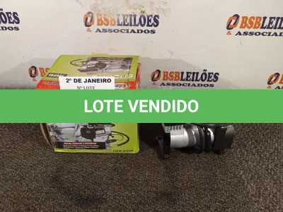 LOTE 039 - 01 COMPRESSOR DE AR PORTÁTIL. (NOVO) (NO ESTADO) ATENÇÃO! FAZER A VISITAÇÃO ANTES DE ARREMATAR, NÃO SABEMOS SE FUNCIONA. LEILÃO NÃO TEM GARANTIA E NEM DEVOLUÇÃO, SUJEITO A POSSÍVEIS AVARIAS VISÍVEIS/OCULTAS E/OU AUSÊNCIA DE COMPONENTES.