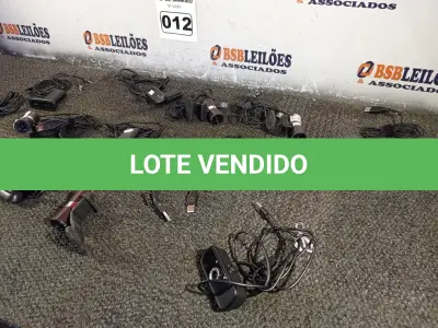 LOTE 012 - 01 LOTE COM 13 MINE CÂMERAS DIVERSAS. (NO ESTADO) ATENÇÃO! FAZER A VISITAÇÃO ANTES DE ARREMATAR, NÃO SABEMOS SE FUNCIONA. LEILÃO NÃO TEM GARANTIA E NEM DEVOLUÇÃO, SUJEITO A POSSÍVEIS AVARIAS VISÍVEIS/OCULTAS E/OU AUSÊNCIA DE COMPONENTES.