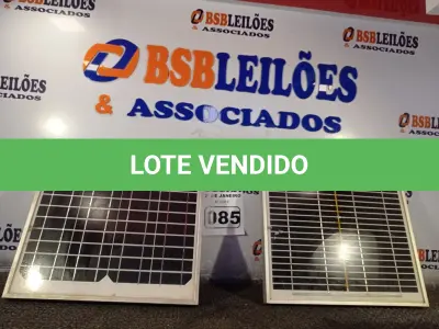 LOTE 085 - 02 PAINÉIS SOLARES 18V 10W.  (NO ESTADO) ATENÇÃO! FAZER A VISITAÇÃO ANTES DE ARREMATAR, NÃO SABEMOS SE FUNCIONA. LEILÃO NÃO TEM GARANTIA E NEM DEVOLUÇÃO, SUJEITO A POSSÍVEIS AVARIAS VISÍVEIS/OCULTAS E/OU AUSÊNCIA DE COMPONENTES.