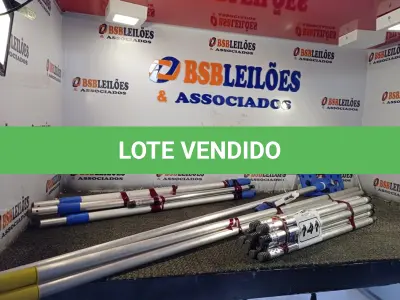 LOTE 141 - 01 LOTE COM CABOS PARA MOP PROFISSIONAL.(NO ESTADO) ATENÇÃO! FAZER A VISITAÇÃO ANTES DE ARREMATAR, NÃO SABEMOS SE FUNCIONA. LEILÃO NÃO TEM GARANTIA E NEM DEVOLUÇÃO, SUJEITO A POSSÍVEIS AVARIAS VISÍVEIS/OCULTAS E/OU AUSÊNCIA DE COMPONENTES.