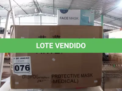 LOTE 076 - 01 CAIXA COM APROXIMADAMENTE 2.000 MASCARAS DESCARTÁVEIS VARIADAS . (NO ESTADO) ATENÇÃO! FAZER A VISITAÇÃO ANTES DE ARREMATAR, NÃO SABEMOS SE FUNCIONA. LEILÃO NÃO TEM GARANTIA E NEM DEVOLUÇÃO, SUJEITO A POSSÍVEIS AVARIAS VISÍVEIS/OCULTAS E/OU AUSÊNCIA DE COMPONENTES.