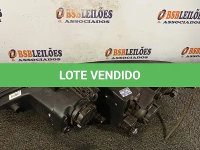 LOTE 139 - 01 FAROL AUTOMOTIVO. (NO ESTADO) ATENÇÃO! FAZER A VISITAÇÃO ANTES DE ARREMATAR, NÃO SABEMOS SE FUNCIONA. LEILÃO NÃO TEM GARANTIA E NEM DEVOLUÇÃO, SUJEITO A POSSÍVEIS AVARIAS VISÍVEIS/OCULTAS E/OU AUSÊNCIA DE COMPONENTES.